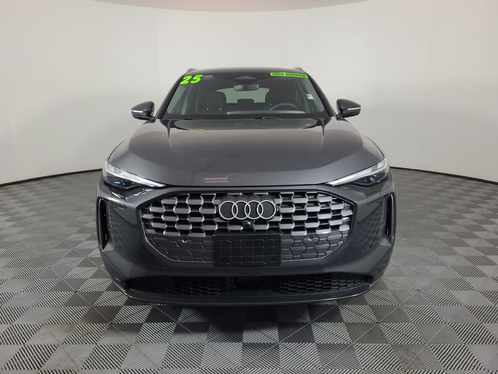 Used 2025 Audi Q5 Premium AWD/4WD image 8