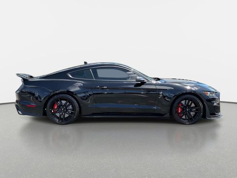 Used 2020 Ford Mustang Shelby GT500 w/ Technology Package RWD image 2