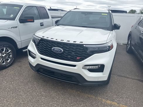 Used 2021 Ford Explorer ST w/ Equipment Group 401A AWD/4WD image 3