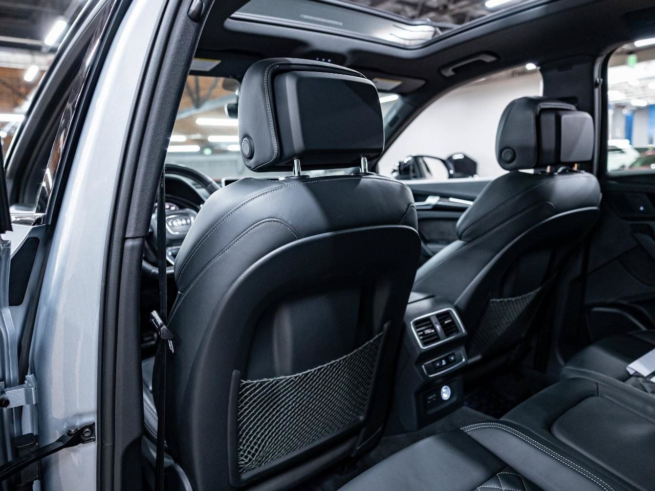 Used 2019 Audi SQ5 Premium Plus w/ Premium Plus Package AWD/4WD image 11