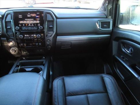 Used 2021 Nissan Titan PRO-4X w/ Pro-4x Convenience Package image 14