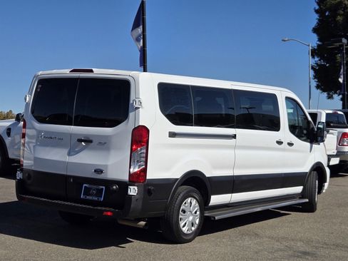 Used 2020 Ford Transit 350 XLT image 4