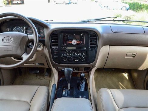 Used 2000 Toyota Land Cruiser AWD/4WD image 19