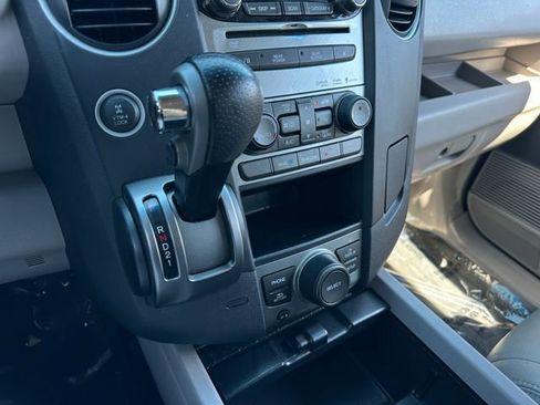 Used 2015 Honda Pilot SE image 27