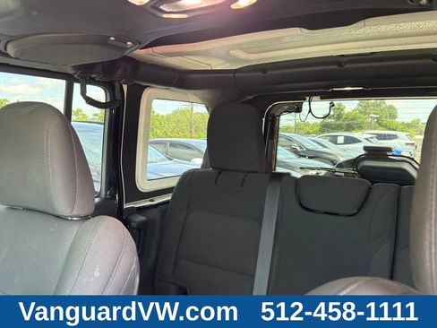 Used 2022 Jeep Wrangler Unlimited Sport AWD/4WD image 13