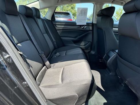 Used 2021 Honda Accord LX image 11