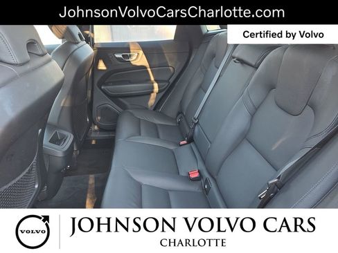 Certified 2025 Volvo XC60 B5 Plus image 22