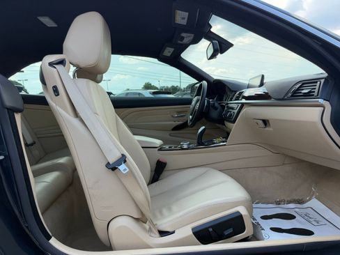 Used 2014 BMW 428i xDrive Convertible image 32