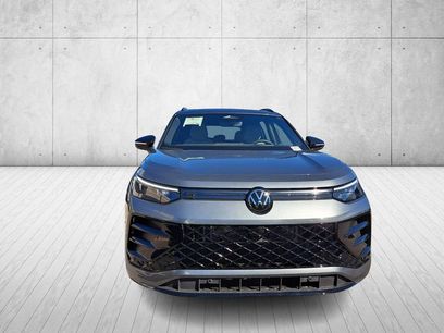 New 2026 Volkswagen Tiguan SE R-Line