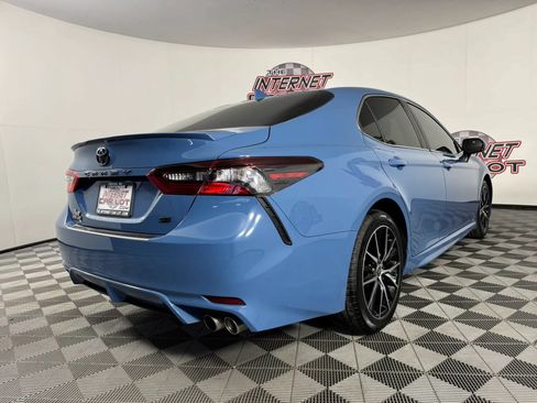 Used 2023 Toyota Camry SE FWD image 25