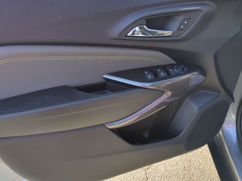 New 2025 Chevrolet Trax ACTIV w/ Driver Confidence Package image 21