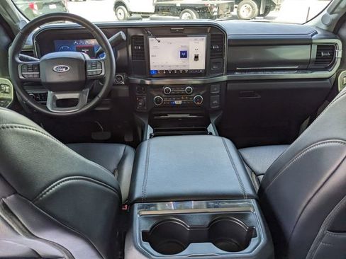 Used 2025 Ford F350 Lariat image 15