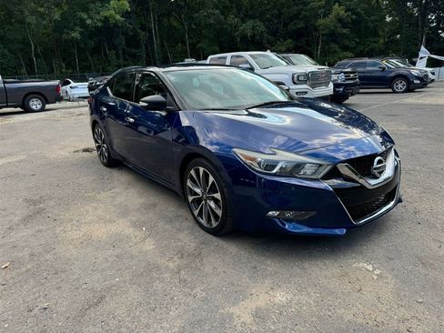 Used 2016 Nissan Maxima SR image 2