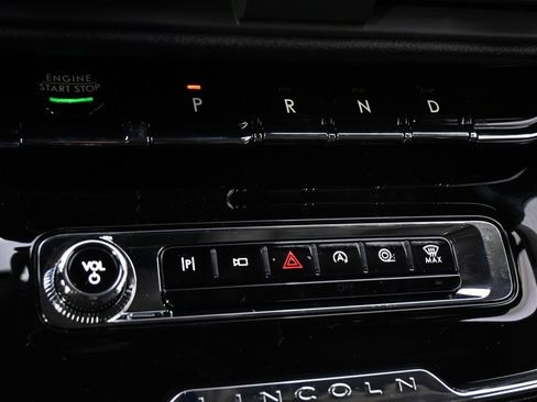 New 2026 Lincoln Corsair Premiere image 30