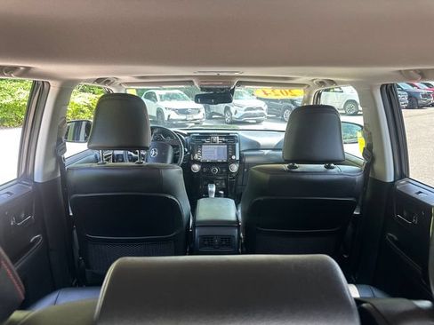 Used 2024 Toyota 4Runner TRD Off-Road Premium w/ Moonroof Package AWD/4WD image 14