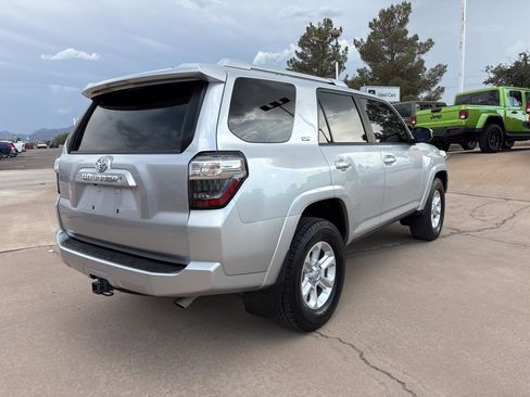 Used 2015 Toyota 4Runner image 5