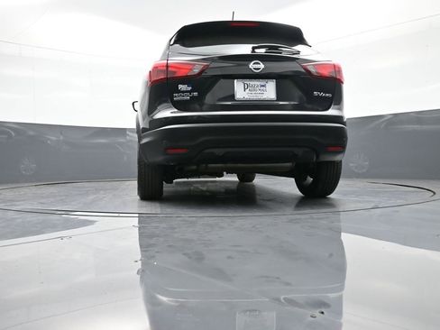 Used 2019 Nissan Rogue Sport SV image 29
