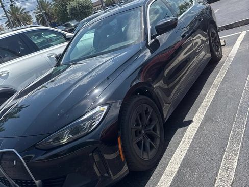 Used 2023 BMW i4 eDrive35 w/ Premium Package RWD image 8