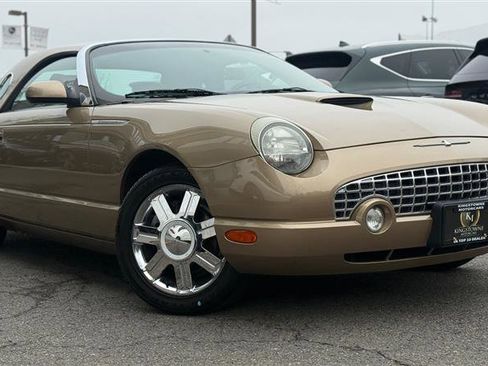 Used 2005 Ford Thunderbird image 7