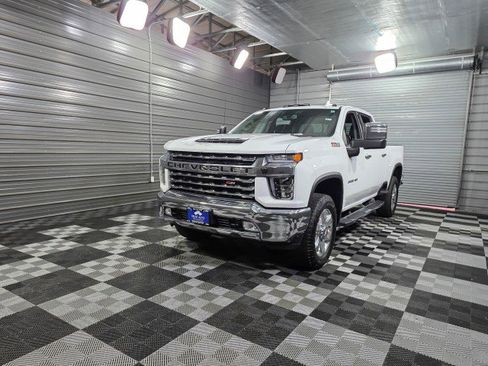 Used 2022 Chevrolet Silverado 3500 LTZ image 45