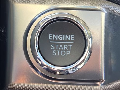 Certified 2024 Ford F150 Platinum w/ Equipment Group 703A Plus image 17