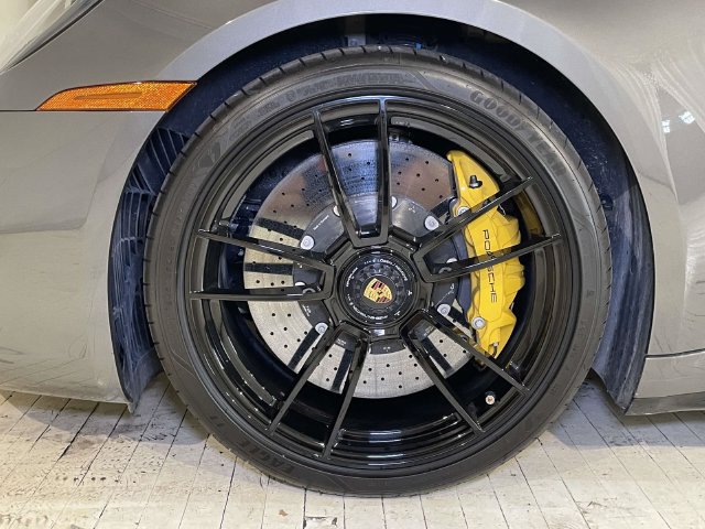 Used 2024 Porsche 911 Carrera GTS RWD image 14