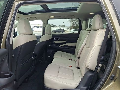 Used 2025 Subaru Ascent Limited image 10