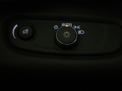 New 2026 Chevrolet Trax LS FWD image 34