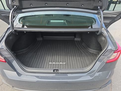 Used 2025 Toyota Camry SE w/ Multimedia Upgrade Package image 12