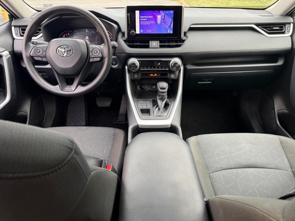 Certified 2025 Toyota RAV4 XLE AWD/4WD image 12