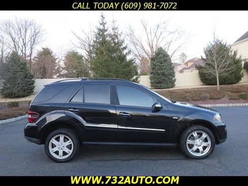 Used 2008 Mercedes-Benz ML 350 ML 350 AWD 4MATIC 4dr SUV w/ Edition Pkg image 4