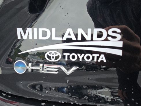 Used 2026 Toyota Camry XLE w/ Premium Plus Package FWD image 11