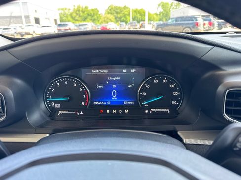 Certified 2020 Ford Explorer XLT w/ Equipment Group 202A AWD/4WD image 31