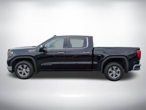 Used 2025 GMC Sierra 1500 SLT RWD image 7