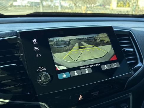 Used 2022 Honda Passport TrailSport image 19