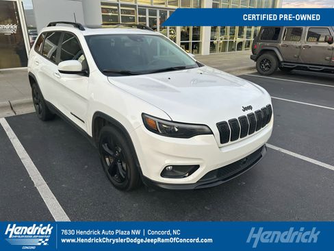 Certified 2021 Jeep Cherokee Latitude Plus w/ Sun & Sound Group image 1