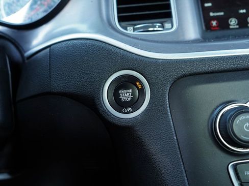 Used 2022 Dodge Charger SXT image 22