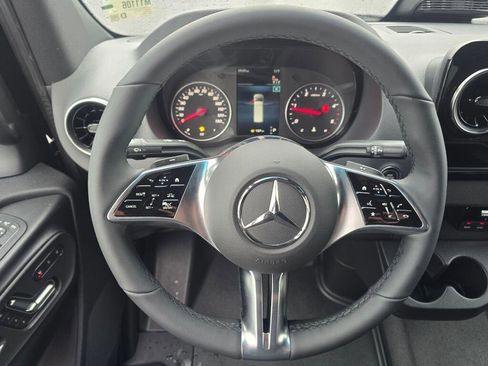 New 2026 Mercedes-Benz Sprinter 2500 image 33