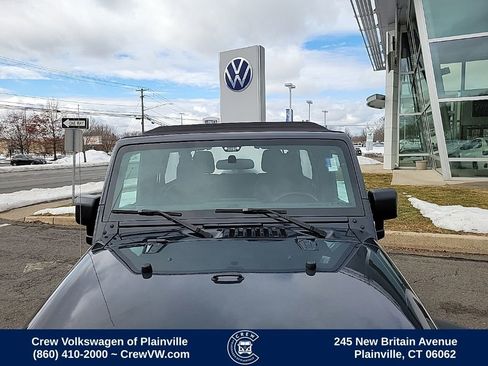 Used 2016 Jeep Wrangler Unlimited Sport AWD/4WD image 22