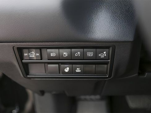 Used 2024 Toyota Tundra Limited image 18