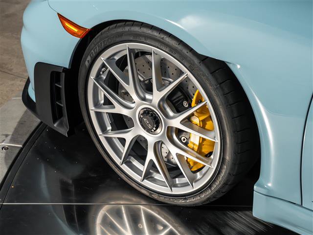 Used 2025 Porsche 718 Boxster Spyder RS RWD image 25