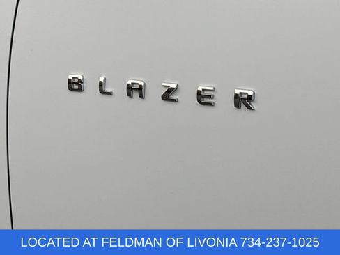Used 2025 Chevrolet Blazer LT AWD/4WD image 30