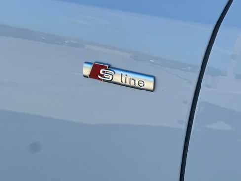 Used 2024 Audi A4 2.0T Premium Plus image 25