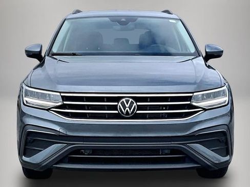 Used 2024 Volkswagen Tiguan S image 3