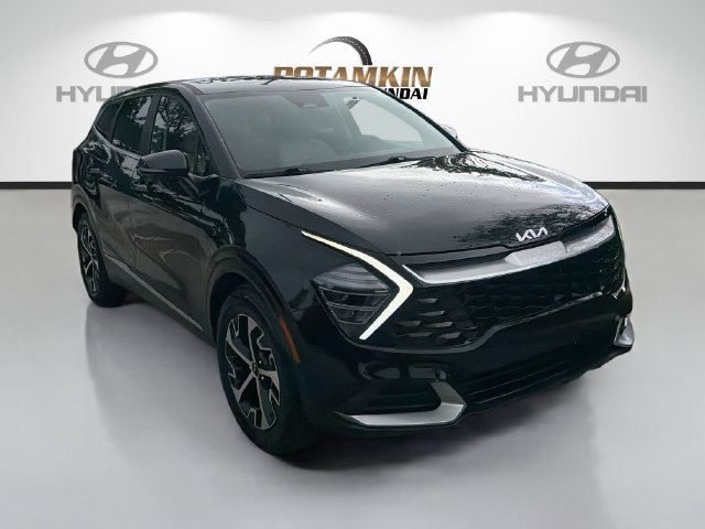 Used 2025 Kia Sportage EX FWD image 3