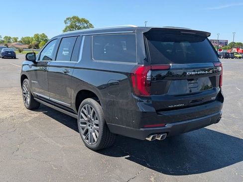 New 2026 GMC Yukon XL Denali Ultimate AWD/4WD image 5