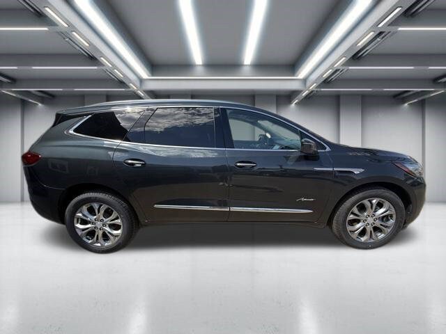 Used 2021 Buick Enclave Avenir w/ Trailering Package, 5000 lbs. AWD/4WD image 1
