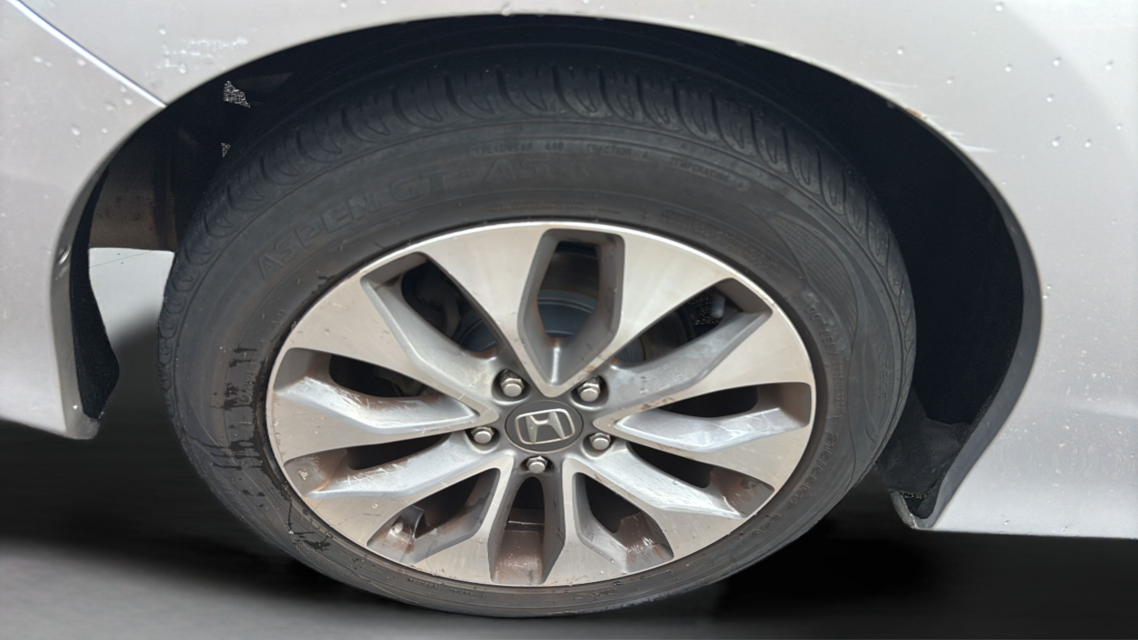 Used 2014 Honda Accord EX-L image 32