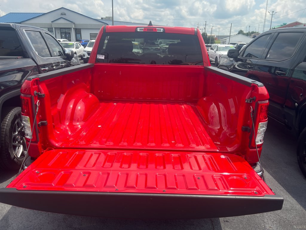 Used 2023 RAM 1500 Big Horn AWD/4WD image 9
