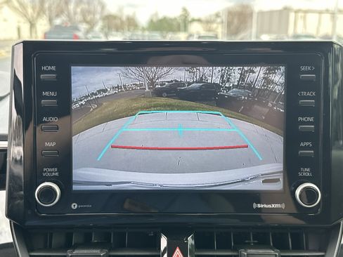 Used 2022 Toyota Corolla LE image 25